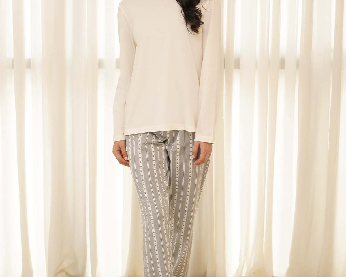 Why Button-Down PJ Sets are the Ultimate Sleepwear Choice?