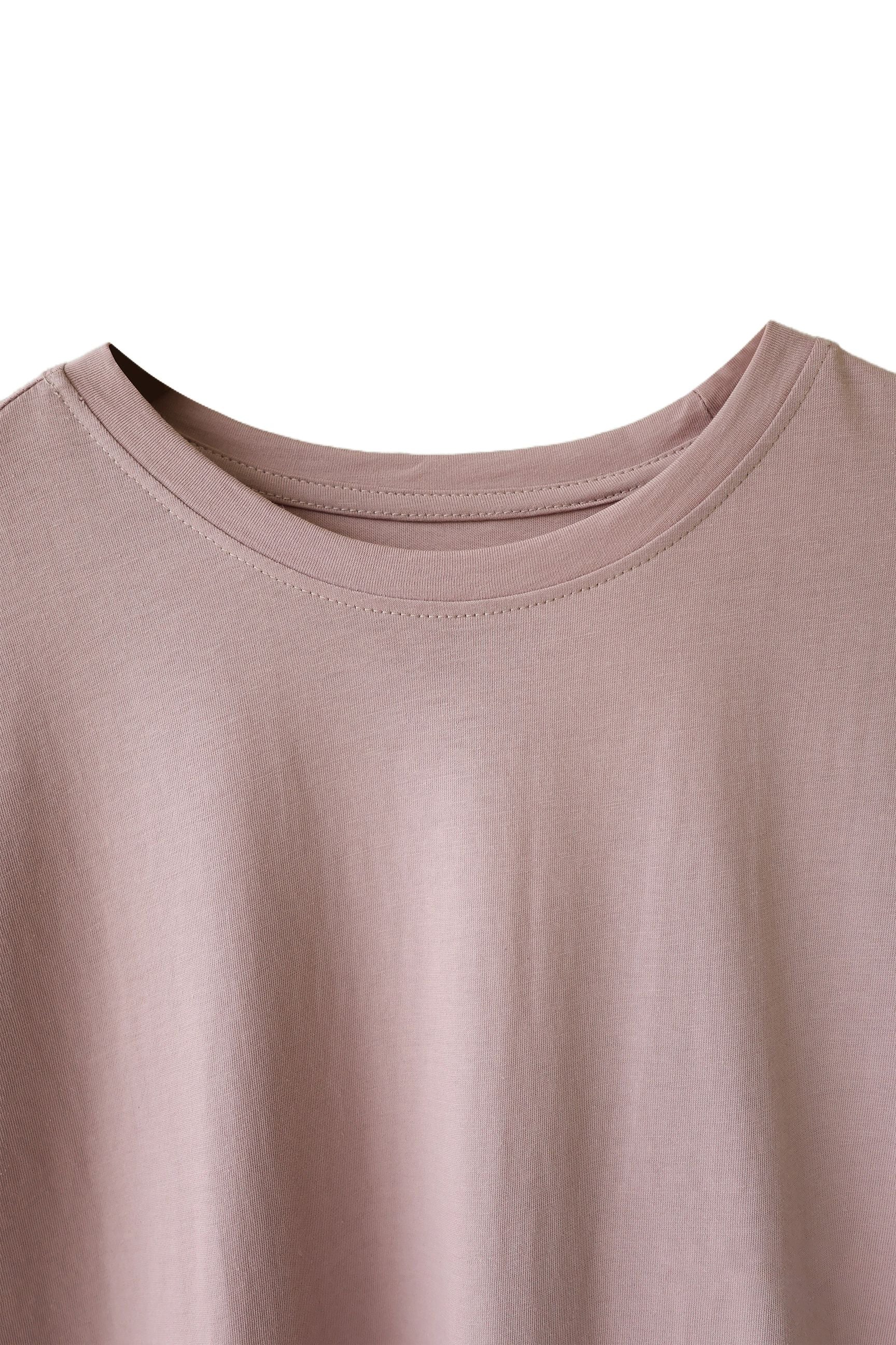 Stay stylish and comfortable with the Dawn Classic Fit Men's Crew Neck Tee, designed for effortless all-day wear.