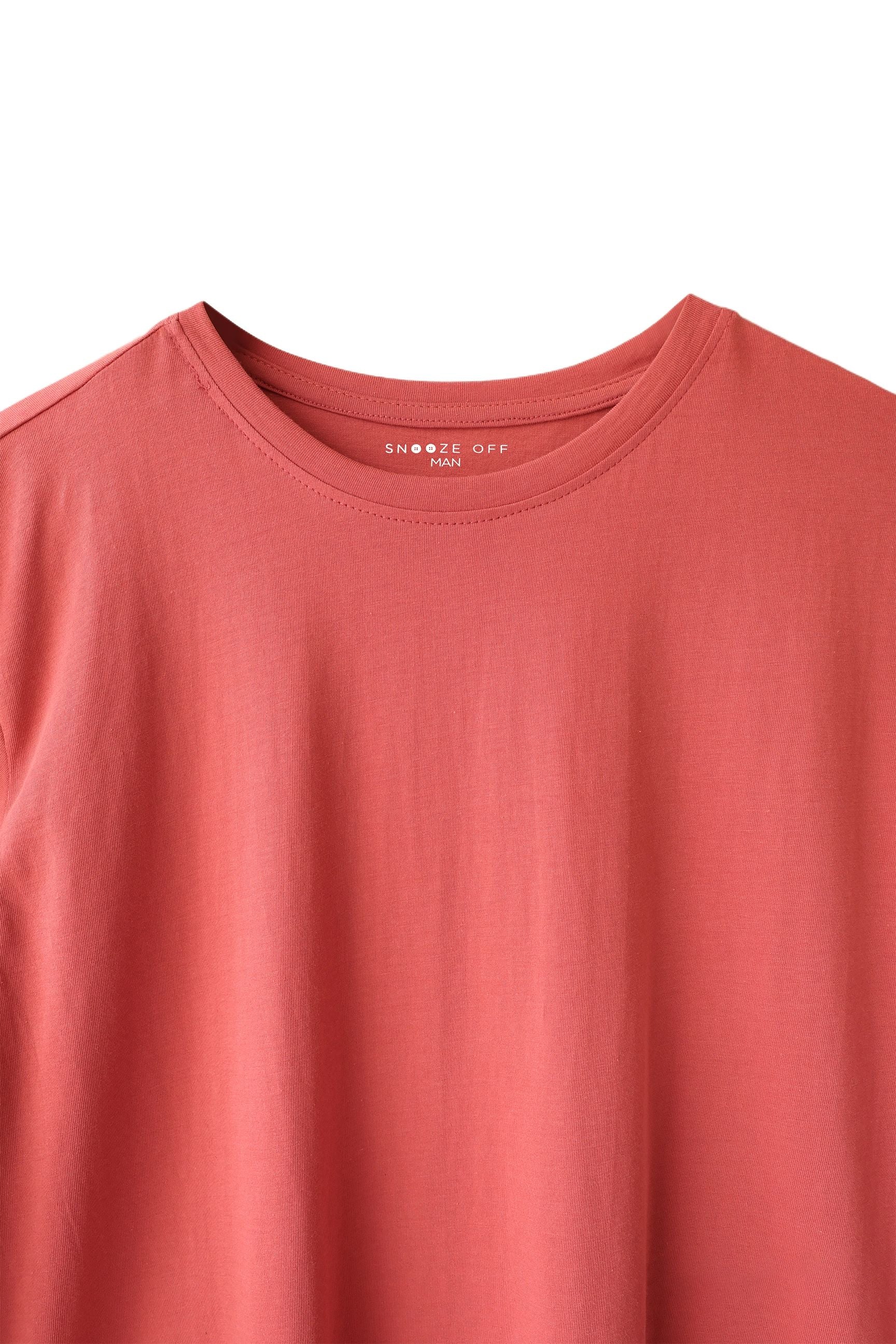 Add a bold touch to your wardrobe with the Mars Red Classic Fit Men's Crew Neck Tee, perfect for casual wear.