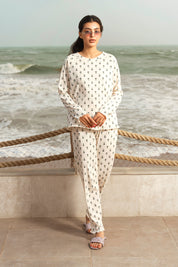 Stay comfortable in the Moonlight Jade Women Pajama Sets, designed with lightweight fabric for all-night ease.