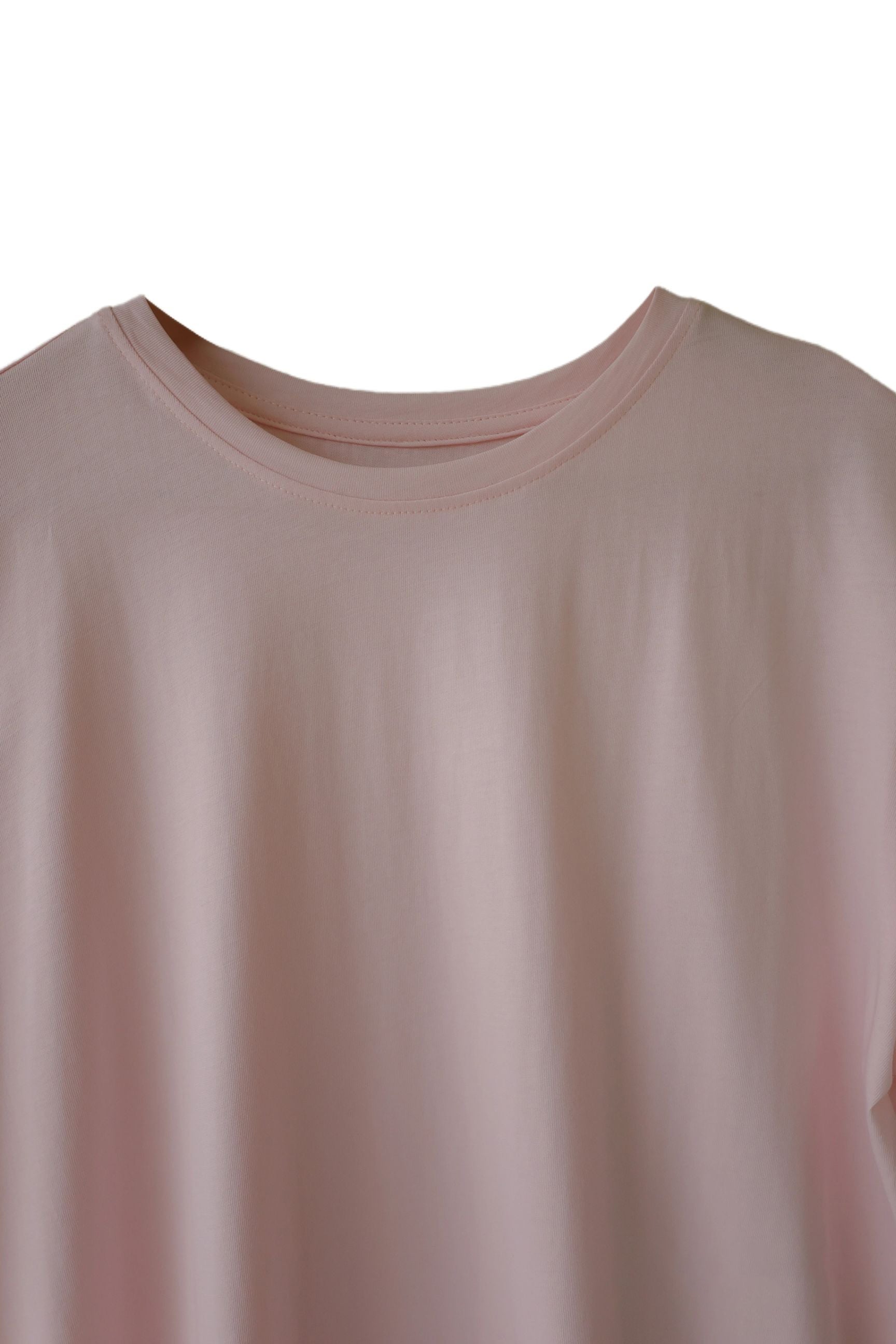 Stay stylish and comfortable with the Pink Echo Classic Fit Men's Crew Neck Tee, designed for casual outfits.